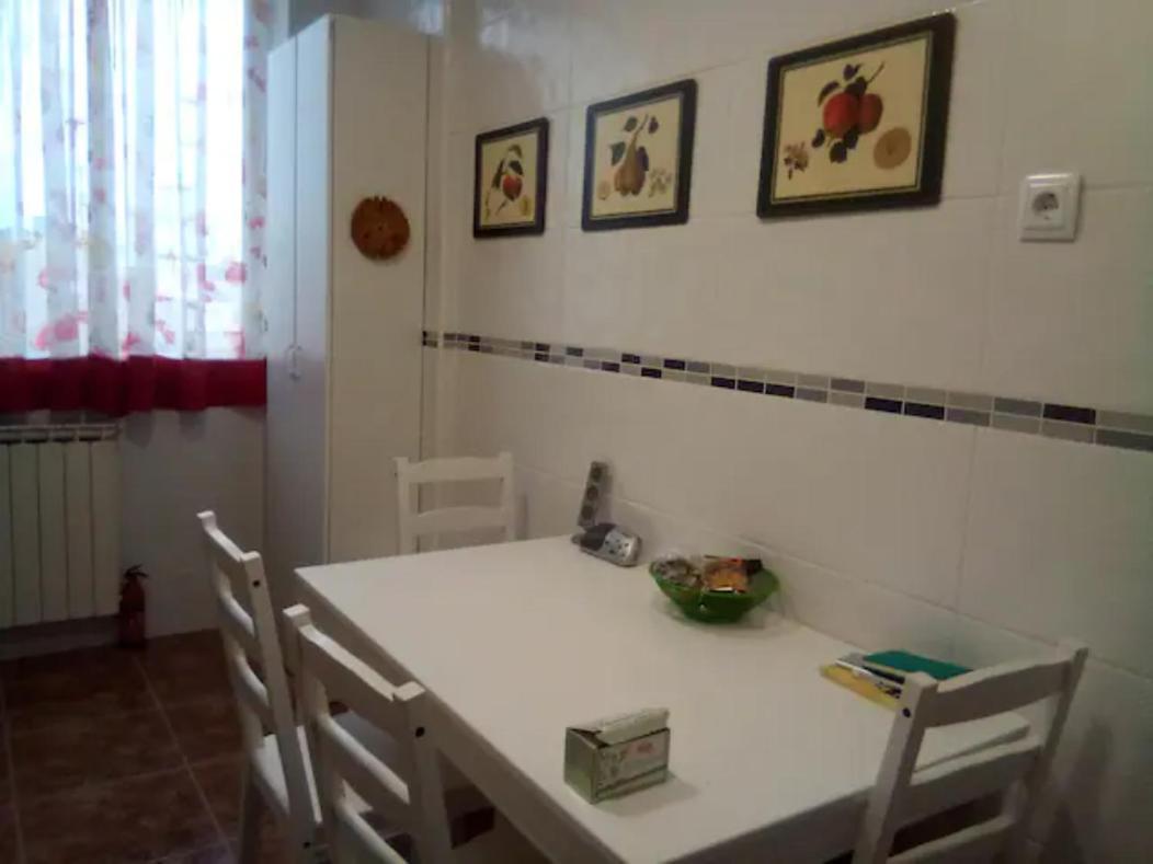 Las Golondrinas Zaragoza Saragozza Esterno foto